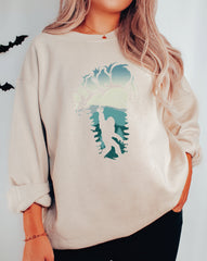 Bigfoot Sweatshirt Cute Bigfoot Sweatshirt Hiking Yeti Sasquatch Cool Vintage Shirt Gift-498