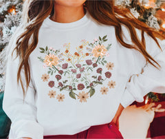 Vintage Style Wildflowers Graphic Sweatshirt for Women Vintage Style Boho Flowers Sweatshirt Christmas Mama Grma