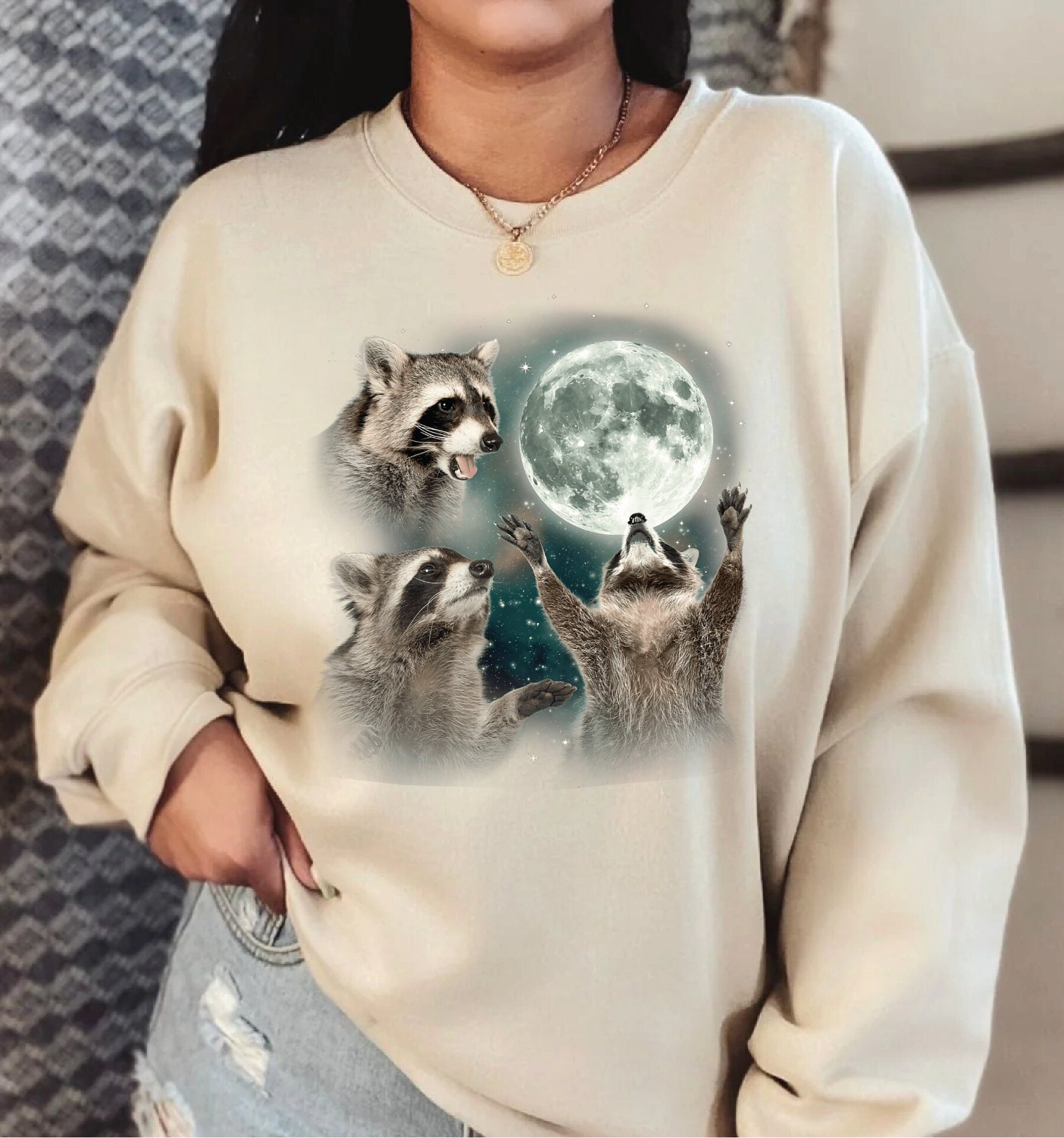 Three Raccoons Vintage Graphic Sweatshirt Retro Raccoon Moon Sweater Raccoon 90s,Raccoon Lovers Funny Raccoon Shirt