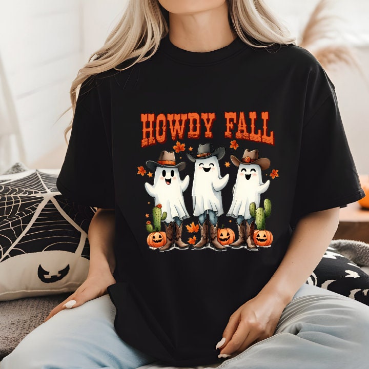 Howdy Fall Halloween Comfort Colors T-Shirt Western Ghost Tee Fall Season,Pumpkin Season Funny Halloween Ghost