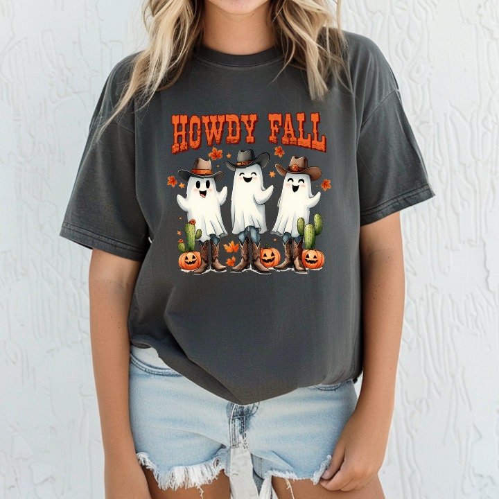 Howdy Fall Halloween Comfort Colors T-Shirt Western Ghost Tee Fall Season,Pumpkin Season Funny Halloween Ghost