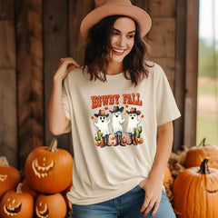 Howdy Fall Halloween Comfort Colors T-Shirt Western Ghost Tee Fall Season,Pumpkin Season Funny Halloween Ghost